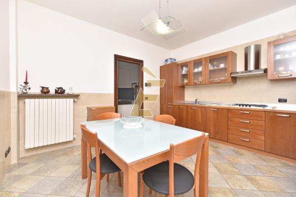 Vendita appartamento di 149 m2, Valenza (AL) - 7