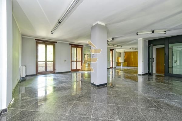 Affitto ufficio di 173 m2, Valenza (AL) - 3
