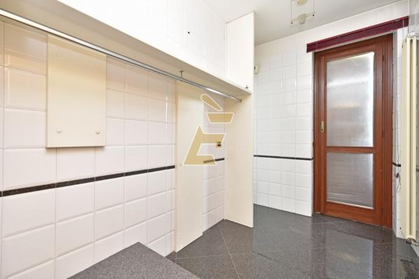 Affitto ufficio di 173 m2, Valenza (AL) - 11