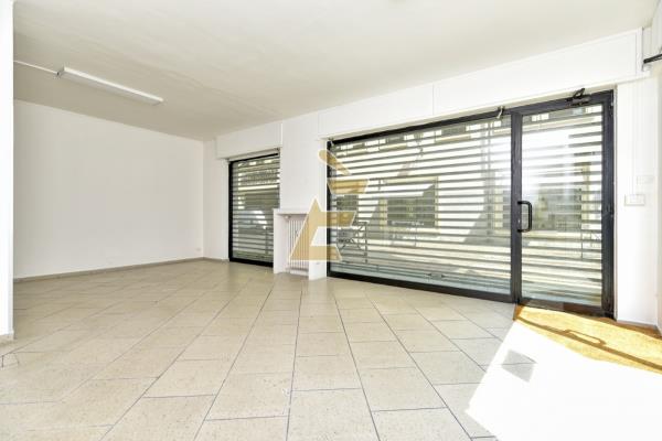 Affitto negozio di 135 m2, Valenza (AL) - 4