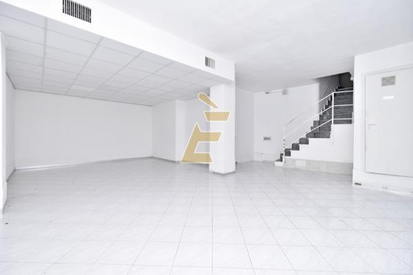 Affitto negozio di 135 m2, Valenza (AL) - 8