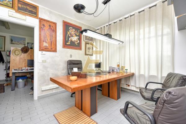 Vendita laboratorio Valenza (AL)