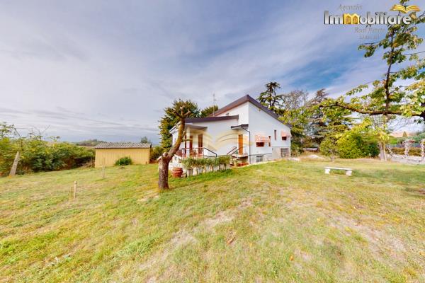 Vendita casa indipendente Valenza (AL)