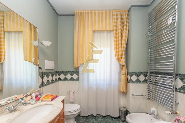Vendita appartamento di 232 m2, Valenza (AL) - 8