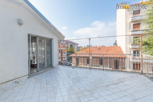 Vendita casa bi/plurifamigliare di 279 m2, Valenza (AL) - 16