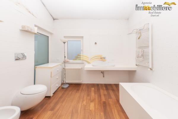 Vendita casa bi/plurifamigliare di 279 m2, Valenza (AL) - 24