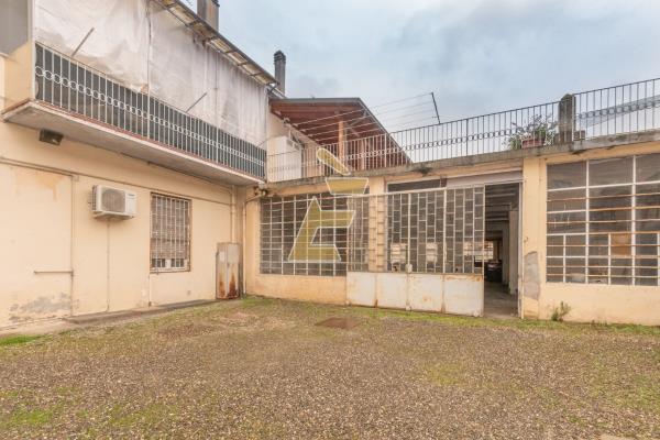 Vendita laboratorio Valenza (AL)