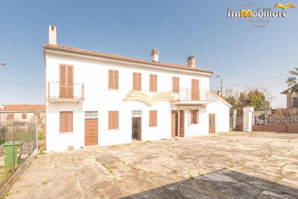 Vendita casa indipendente Suardi (PV)