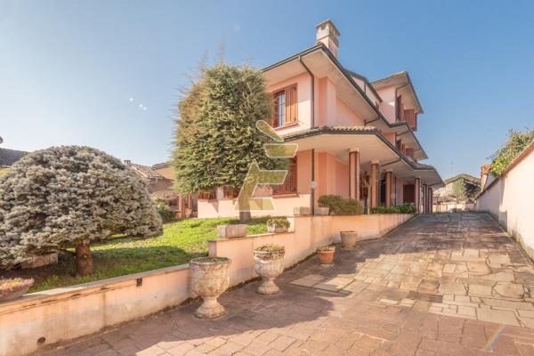 Vendita casa bi/plurifamigliare Suardi (PV)