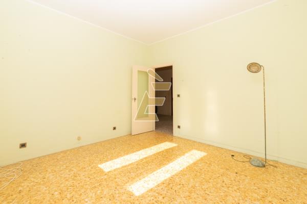 Vendita appartamento di 105 m2, Valenza (AL) - 10