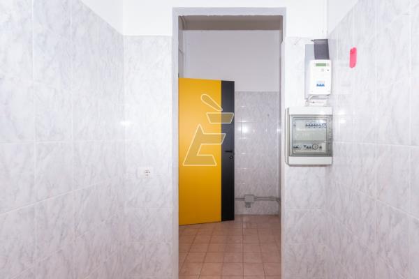 Affitto negozio di 70 m2, Valenza (AL) - 13