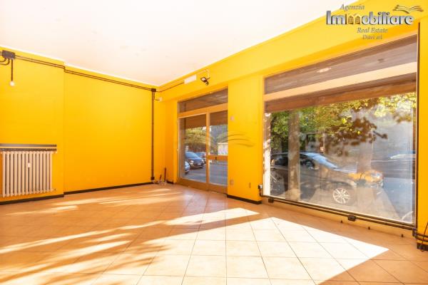 Affitto negozio di 70 m2, Valenza (AL) - 4