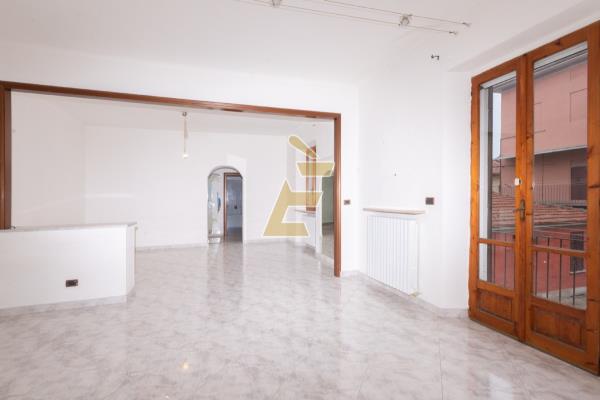 Vendita appartamento di 152 m2, Valenza (AL) - 2