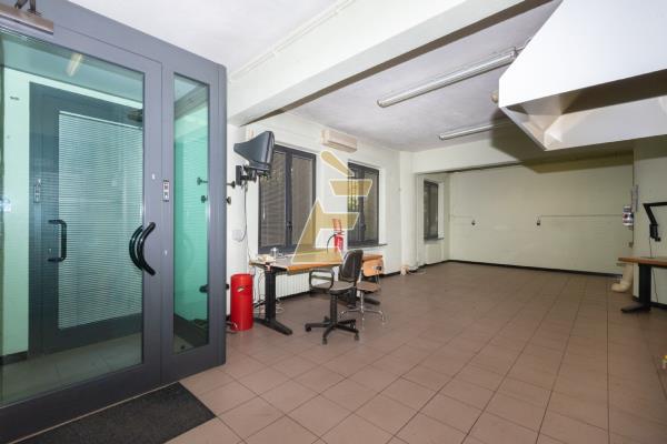 Vendita ufficio di 227 m2, Valenza (AL) - 11