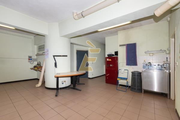Vendita ufficio di 227 m2, Valenza (AL) - 16