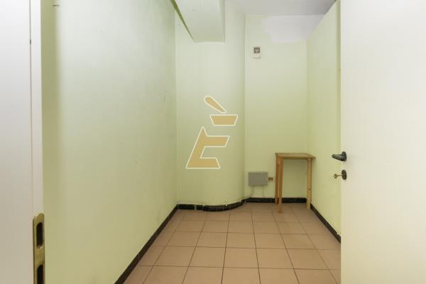 Vendita ufficio di 227 m2, Valenza (AL) - 18