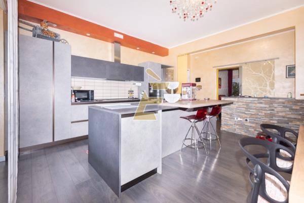 Vendita appartamento di 175 m2, Valenza (AL) - 2