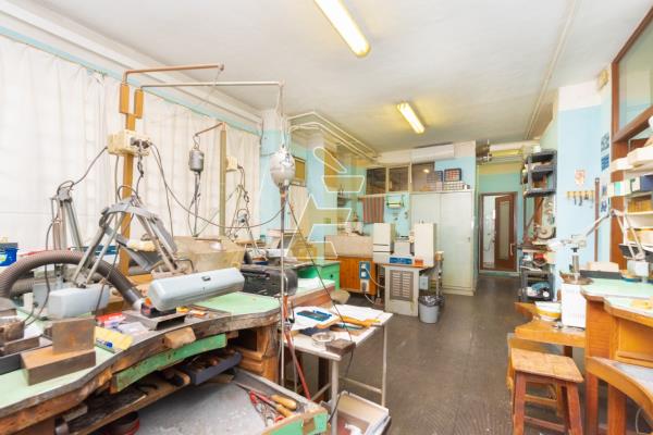 Vendita laboratorio Valenza (AL)