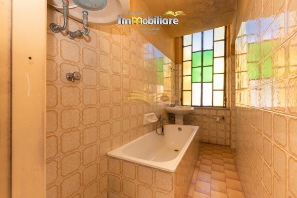 Vendita casa bi/plurifamigliare di 258 m2, Valenza (AL) - 26