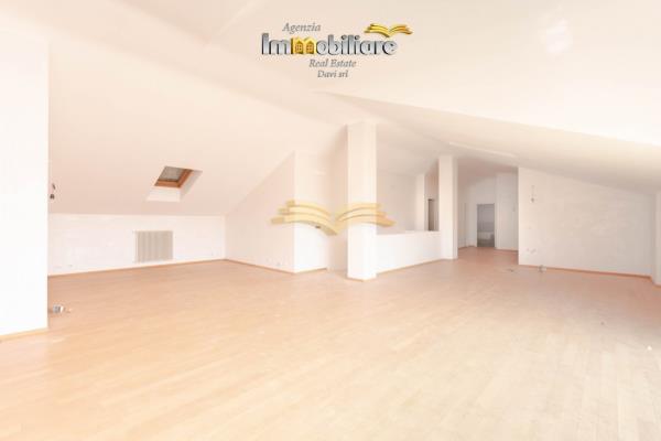 Vendita appartamento di 251 m2, Valenza (AL) - 5