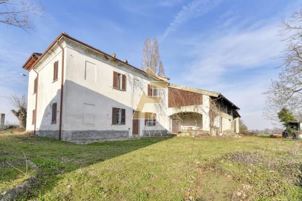 Vendita rustico di 382 m2, Valenza (AL) - 2