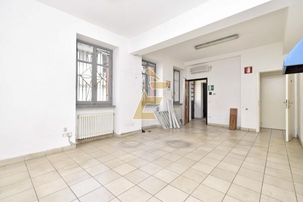 Vendita laboratorio Valenza (AL)