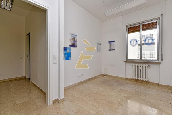 Affitto ufficio di 85 m2, Valenza (AL) - 6