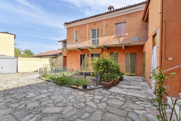 Vendita casa semindipendente Valenza (AL)