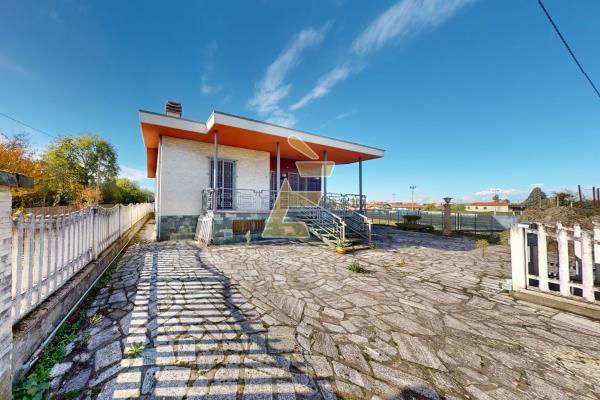 Vendita casa indipendente Valenza (AL)