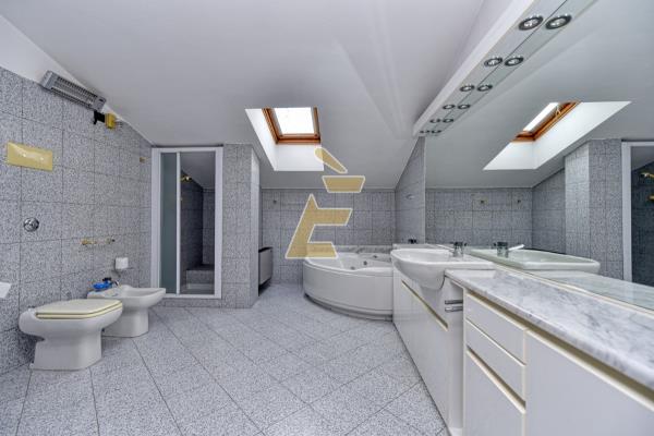 Vendita appartamento di 330 m2, Valenza (AL) - 26