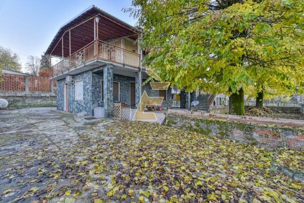 Vendita casa indipendente Valenza (AL)