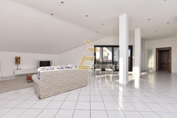 Vendita casa indipendente di 415 m2, Valenza (AL) - 32