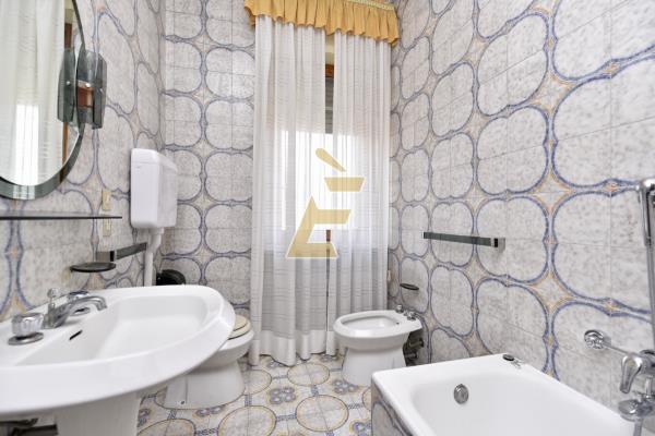 Affitto appartamento di 140 m2, Valenza (AL) - 10