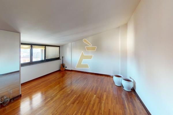 Vendita appartamento di 255 m2, Valenza (AL) - 5