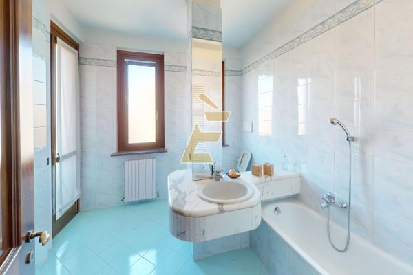 Vendita appartamento di 255 m2, Valenza (AL) - 9