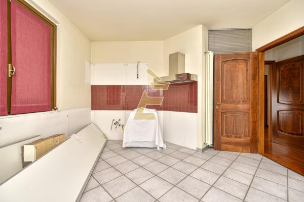 Vendita appartamento di 255 m2, Valenza (AL) - 20
