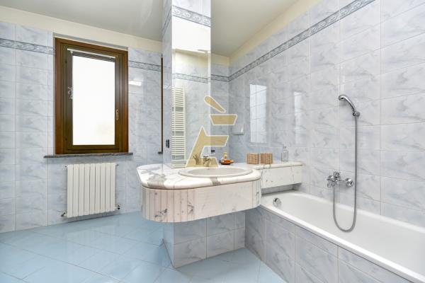 Vendita appartamento di 255 m2, Valenza (AL) - 19