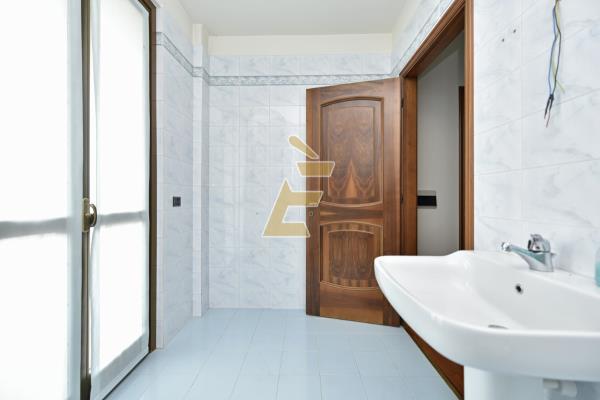 Vendita appartamento di 255 m2, Valenza (AL) - 29