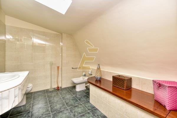 Vendita appartamento di 255 m2, Valenza (AL) - 43