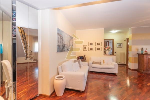 Vendita appartamento di 164 m2, Valenza (AL) - 3
