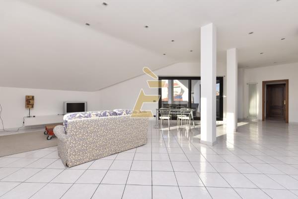 Vendita appartamento di 165 m2, Valenza (AL) - 3