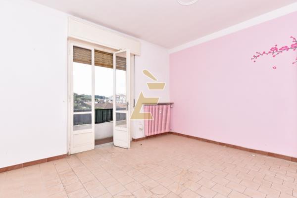 Vendita appartamento di 80 m2, Valenza (AL) - 1