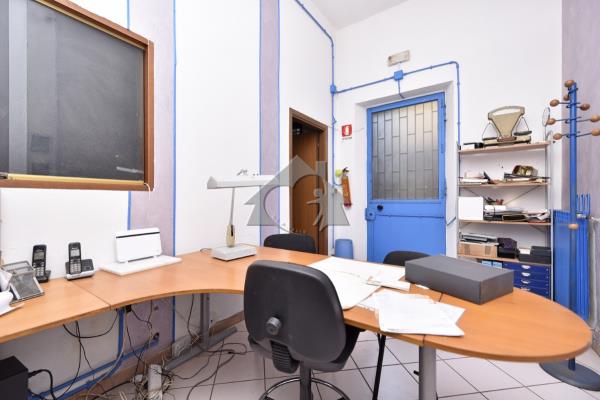 Vendita laboratorio di 79 m2, Valenza (AL) - 1
