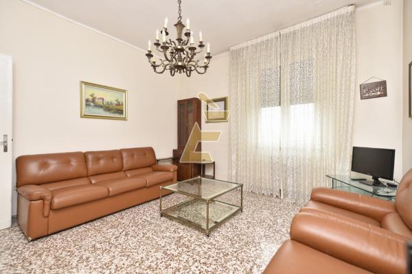 Vendita appartamento di 90 m2, Valenza (AL) - 1