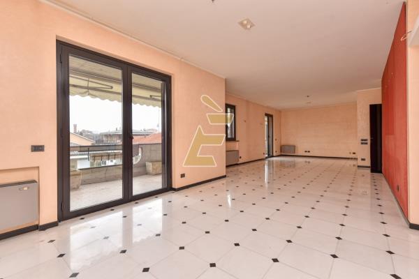 Vendita appartamento di 330 m2, Valenza (AL) - 2