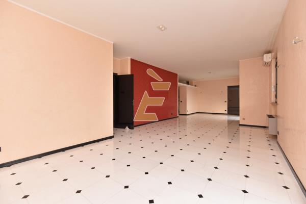 Vendita appartamento di 330 m2, Valenza (AL) - 4