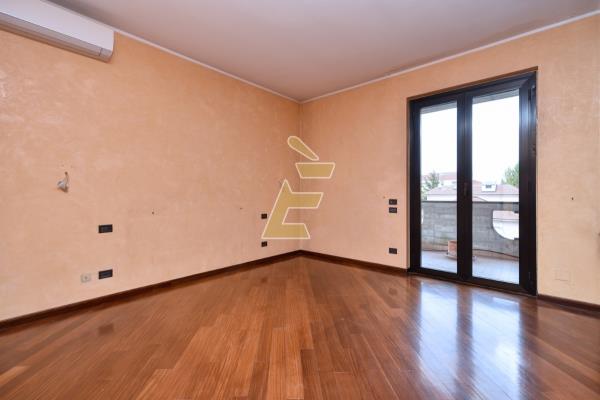 Vendita appartamento di 330 m2, Valenza (AL) - 11