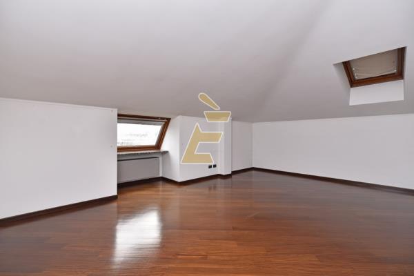 Vendita appartamento di 330 m2, Valenza (AL) - 24